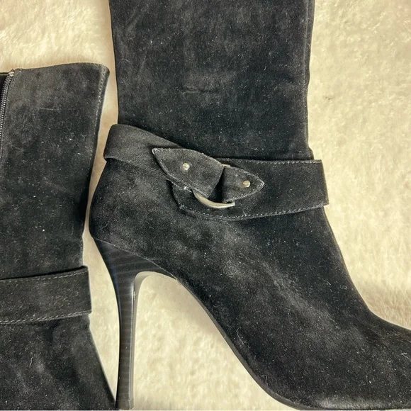 Bella Gioia Black Faux Suede Stiletto Heeled 4”Pointed Toe Zipper Boots Size 7.5 - Picture 3 of 11